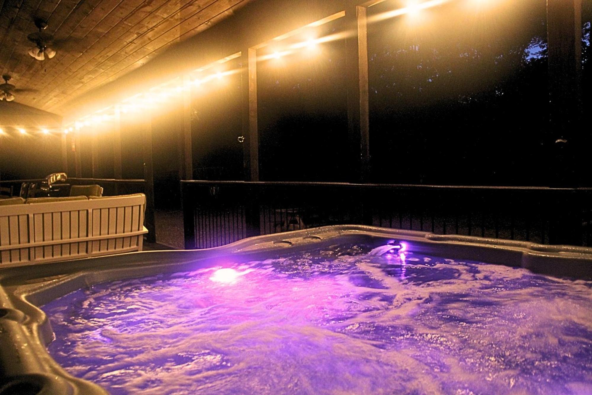4Br/3Bth Family Cabin With A Hot Tub, Sleeps 14 Broken Bow Extérieur photo